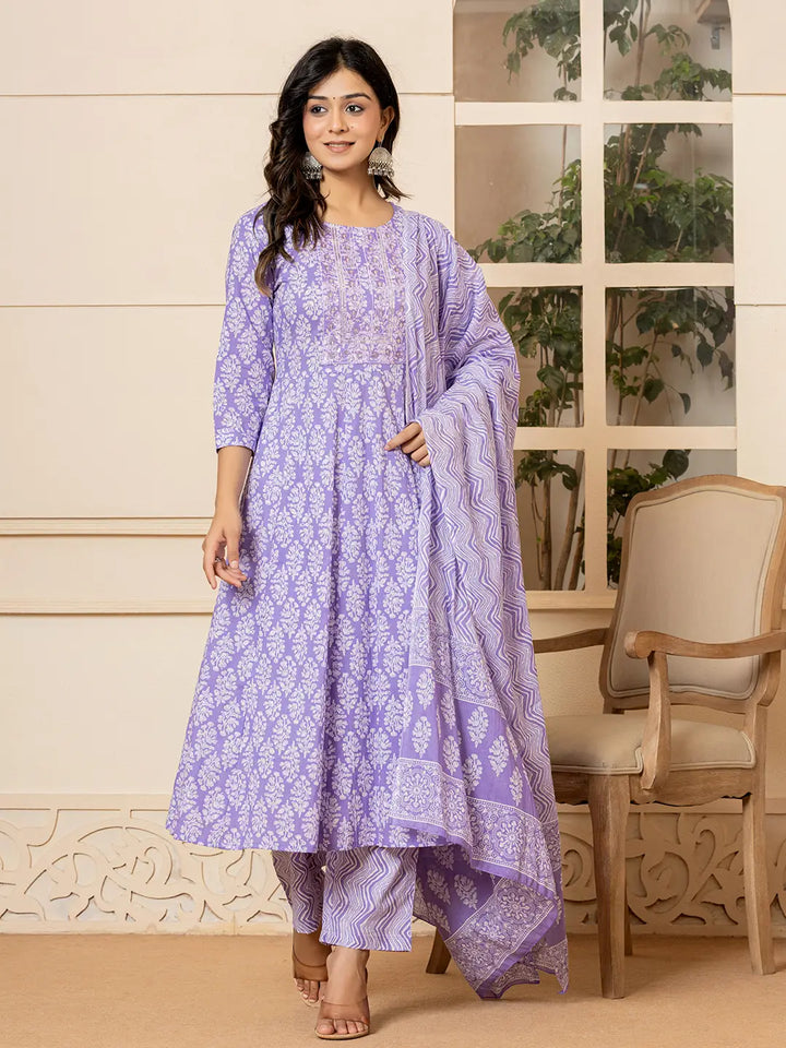 Purple-Pure-Cotton-Ethnic-Motifs-Embroidered-Anarkali-Set