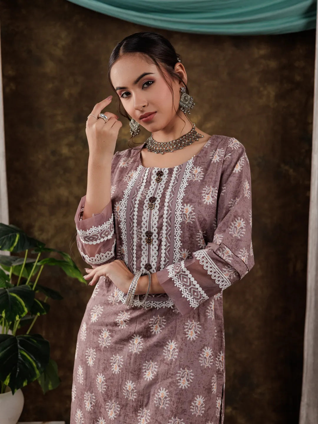 Purple-Cotton-Ethnic-Motifs-Lace-Detailed-3-Piece-Kurta-Set