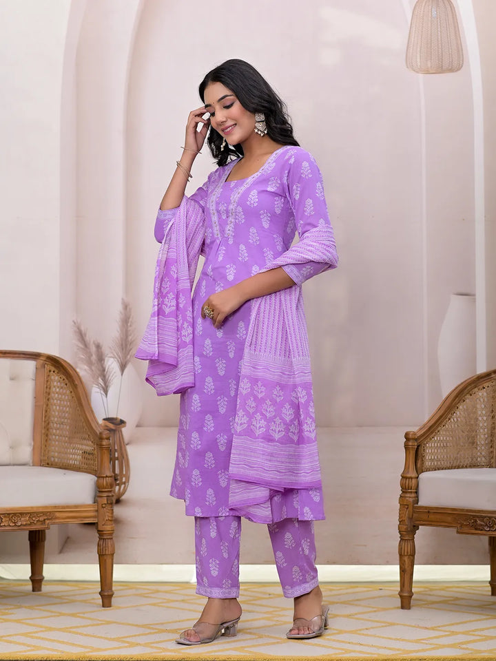 Purple-Cotton-Floral-Printed-A-Line-3-Piece-Kurta-Set