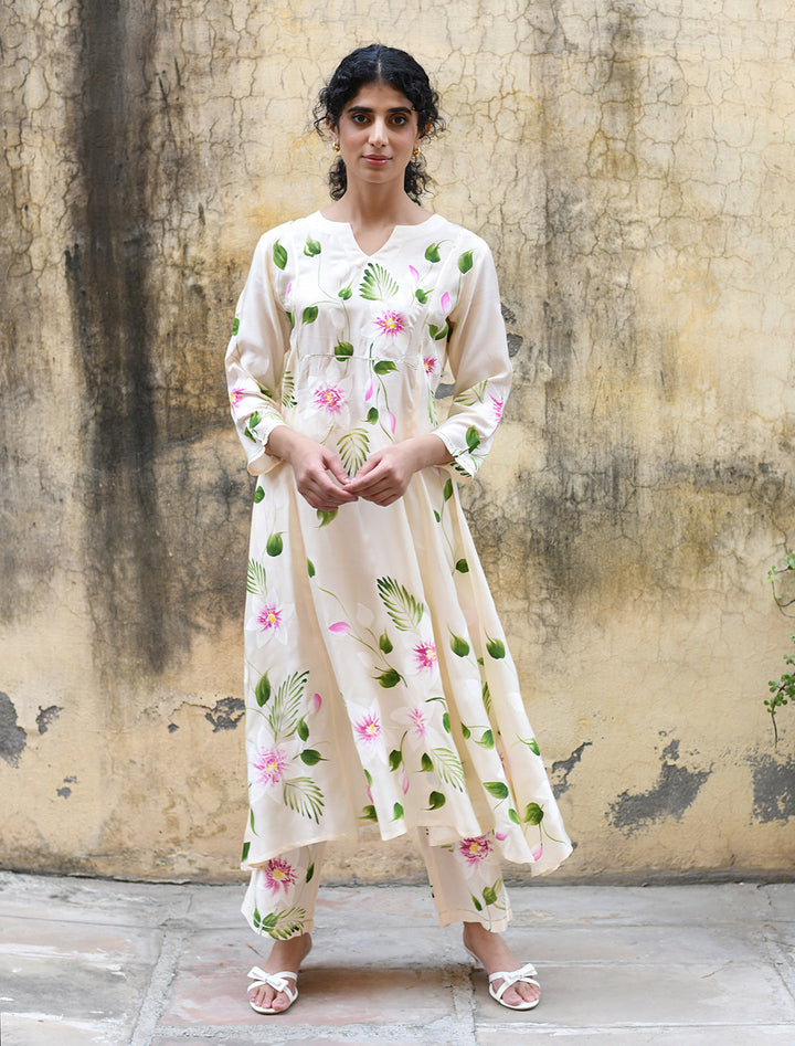 rangeelo-Floral-Printed-Regular-Pure-Cotton-Kurta-With-Trousers-RO204CREAM