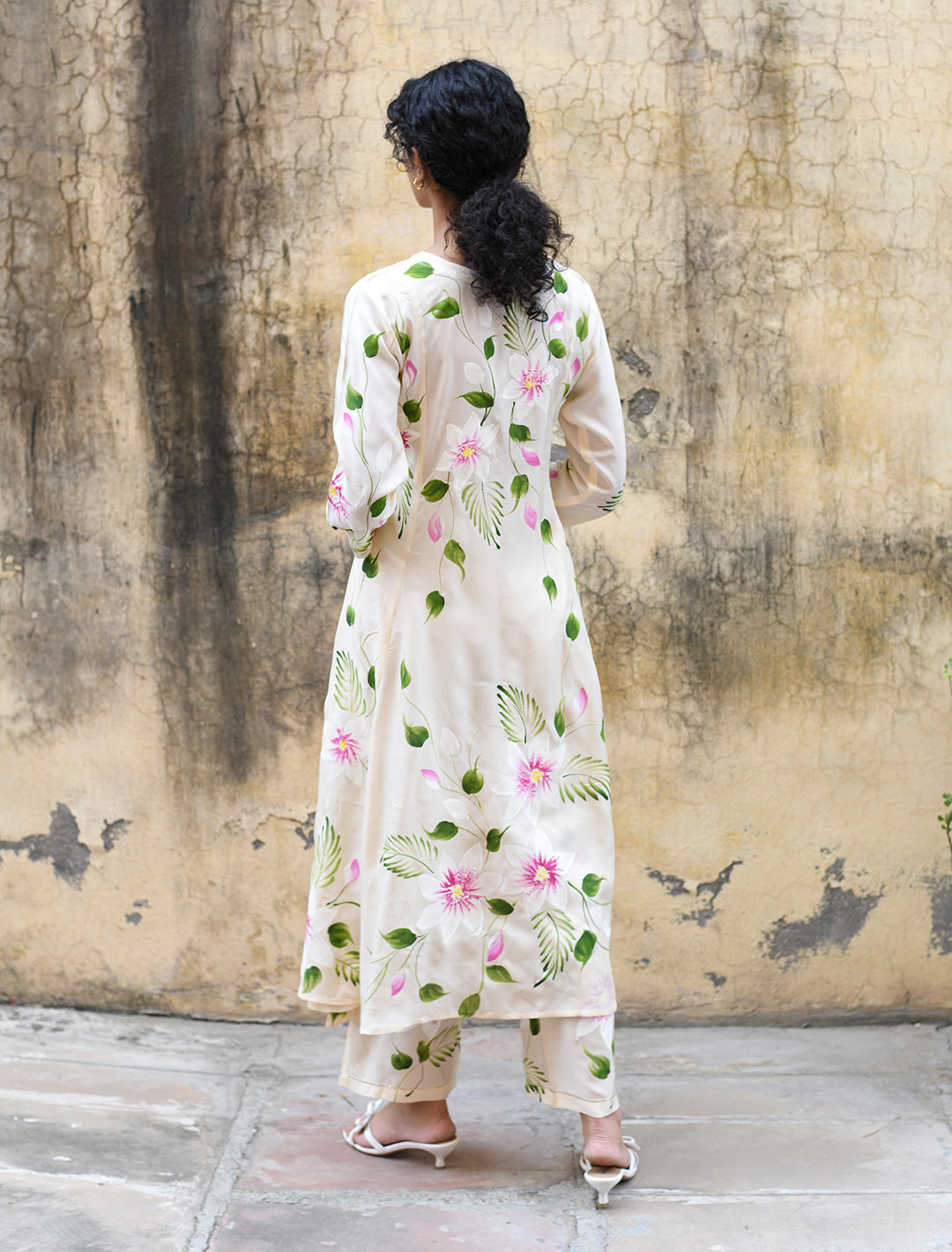 rangeelo-Floral-Printed-Regular-Pure-Cotton-Kurta-With-Trousers-RO204CREAM