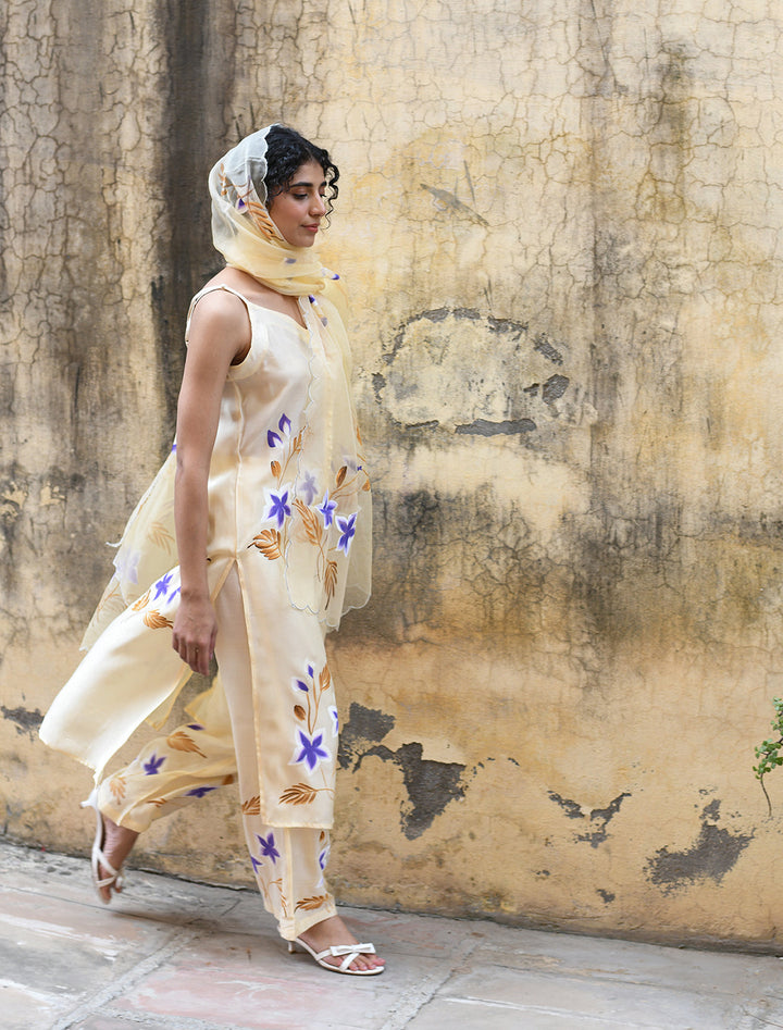 rangeelo-Floral-Printed-Regular-Pure-Cotton-Kurta-With-Trousers-&-Dupatta-RO205YELLOW