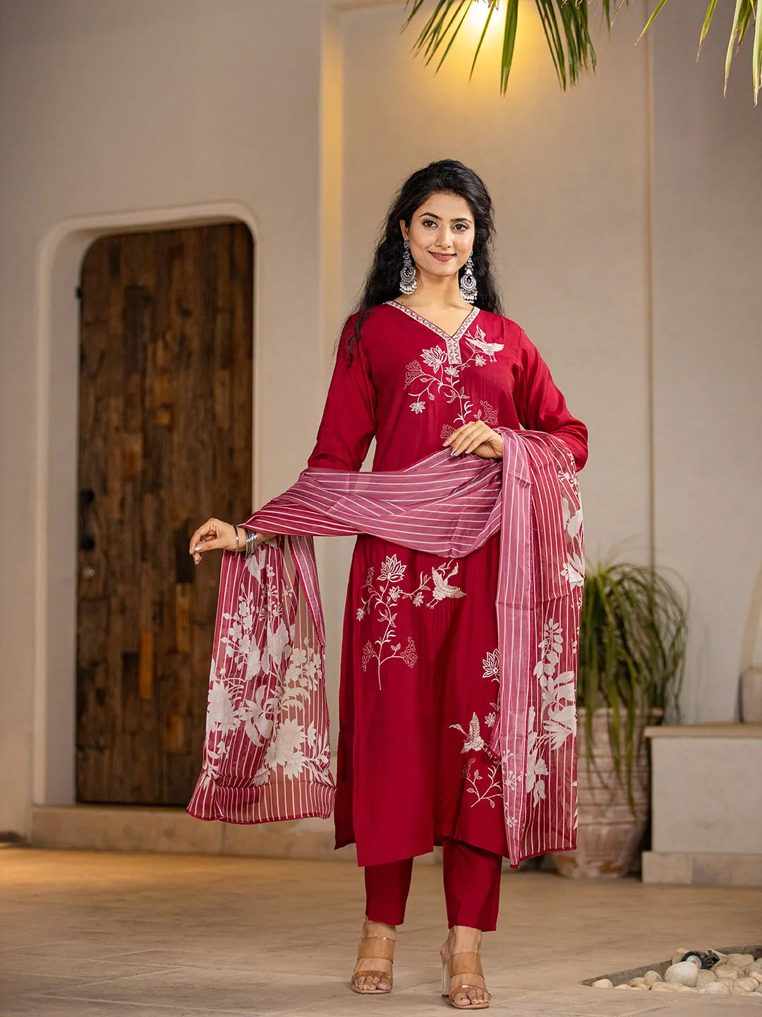 Red-Cotton-Solid-Embroidered-Straight-3-Piece-Kurta-Set