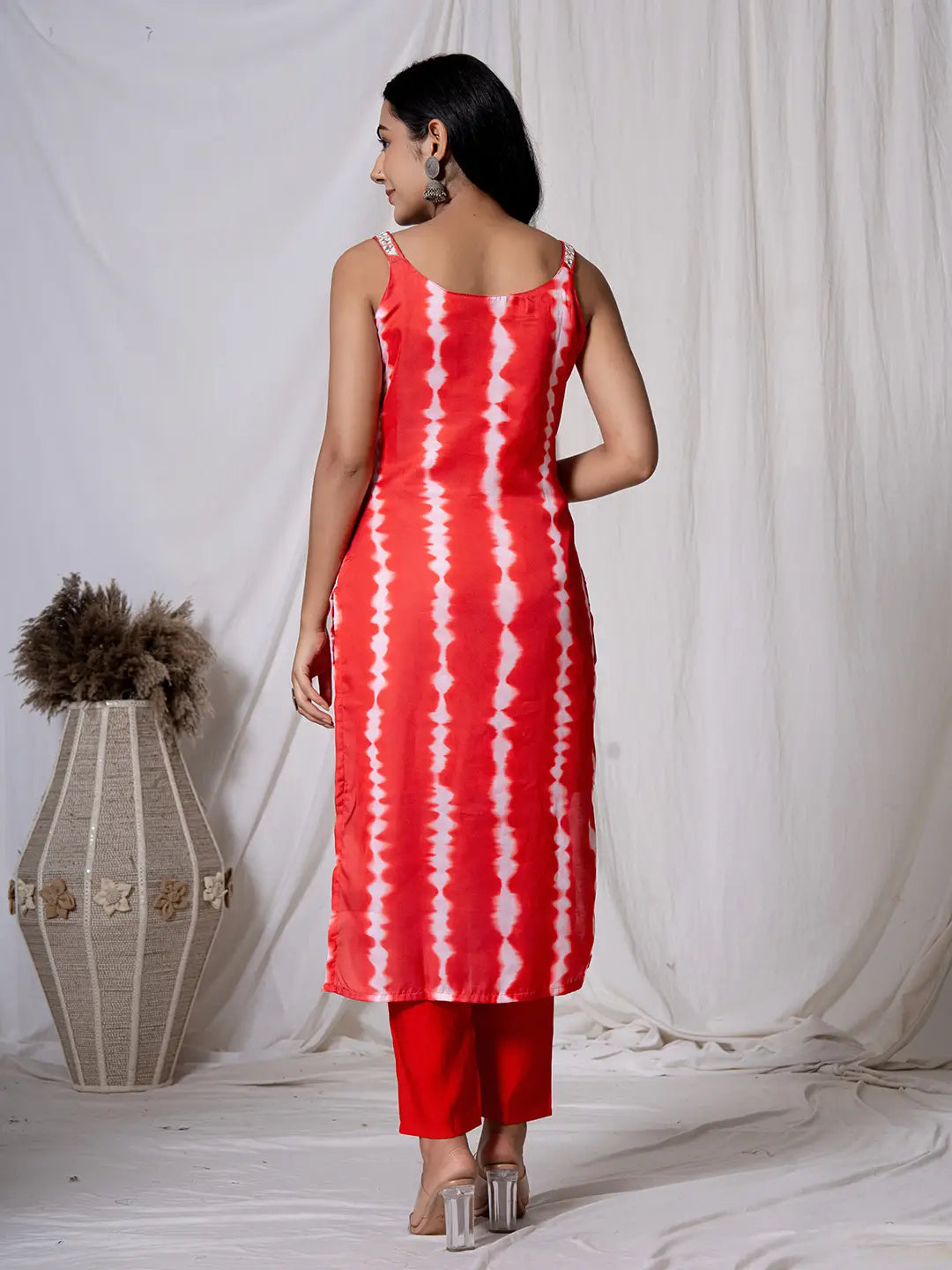 Red-Silk-Ethnic-Motif-Embroidered-3-Piece-Kurta-Set