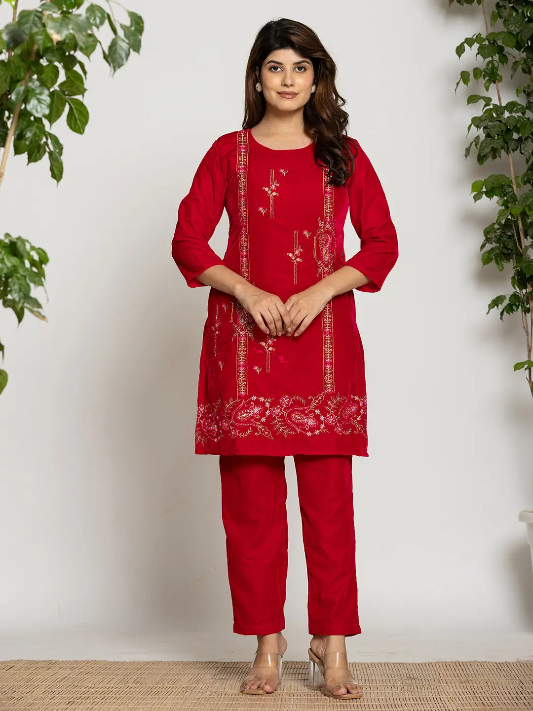 Pink-Velvet-Embroidered-Tunic-Co-Ord-Set-With-Cotton-Lining