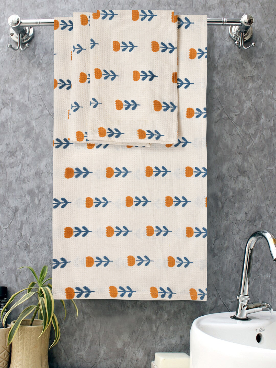 White-&-Orange-Floral-Waffle-Cotton-Towels-Gift-Set