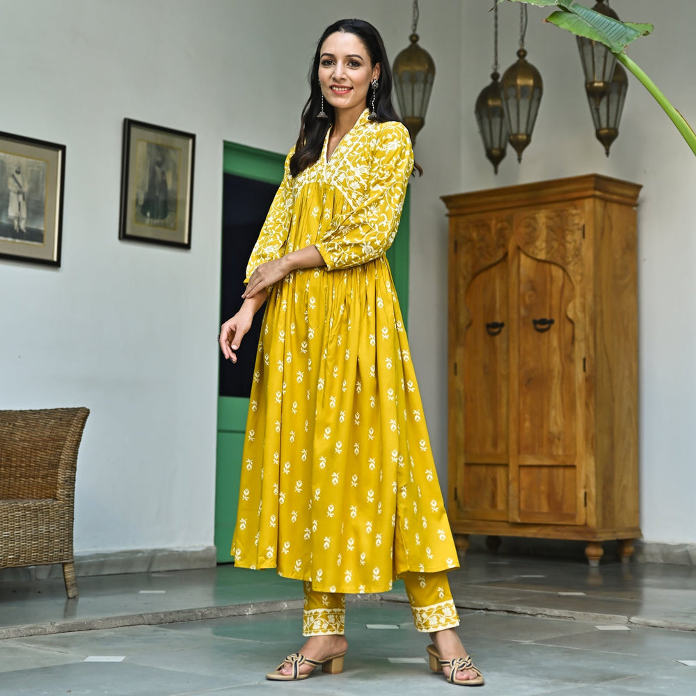 Mustard-Floral-Jaal-V-Neck-Kurta-&-Pant-Set