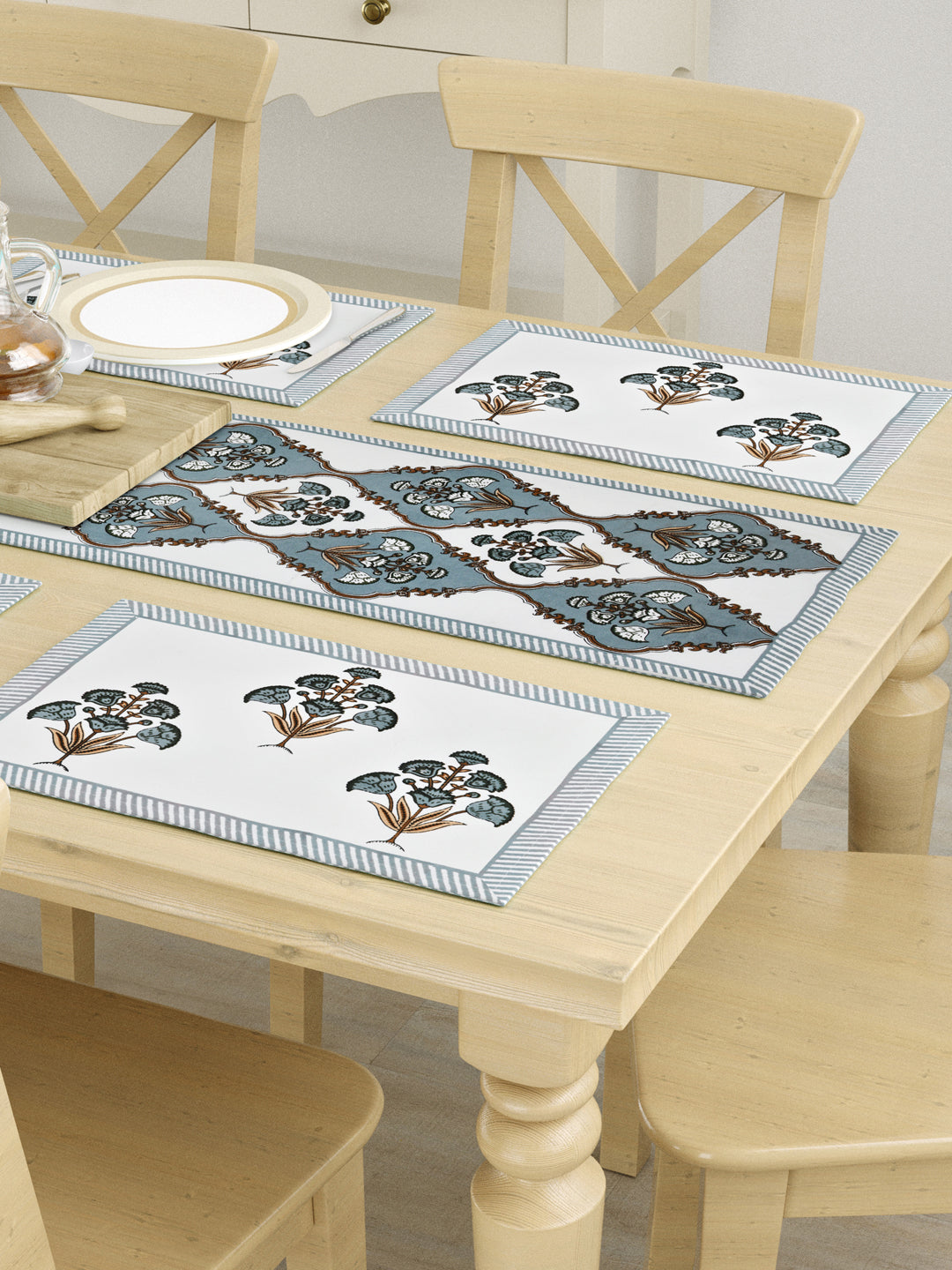 Blue-&-White-Cotton-Handblock-Printed-Table-Runner