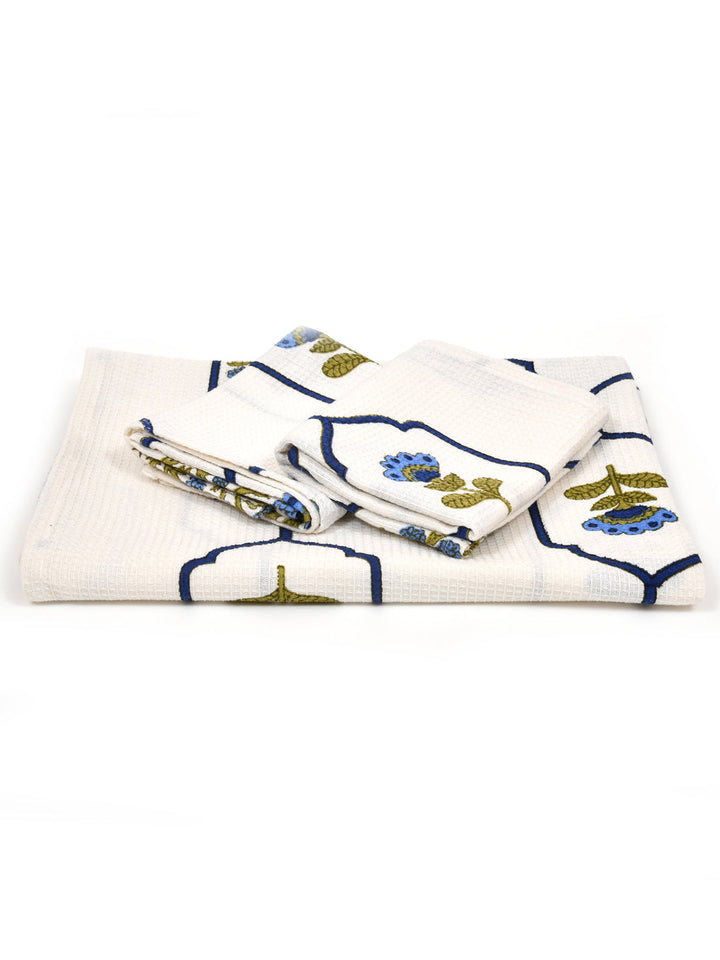 White-&-Blue-Waffle-Cotton-Floarl-Printed-Towels-Gift-Set