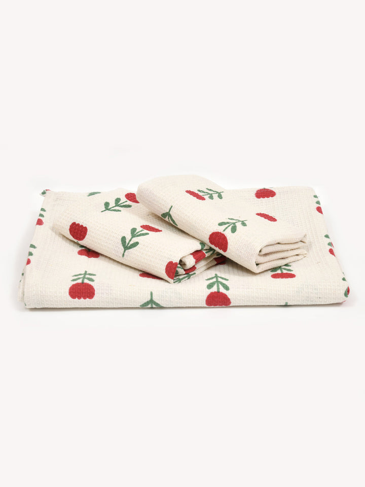 White-Waffle-Cotton-Rose-Print-Towels-Gift-Set