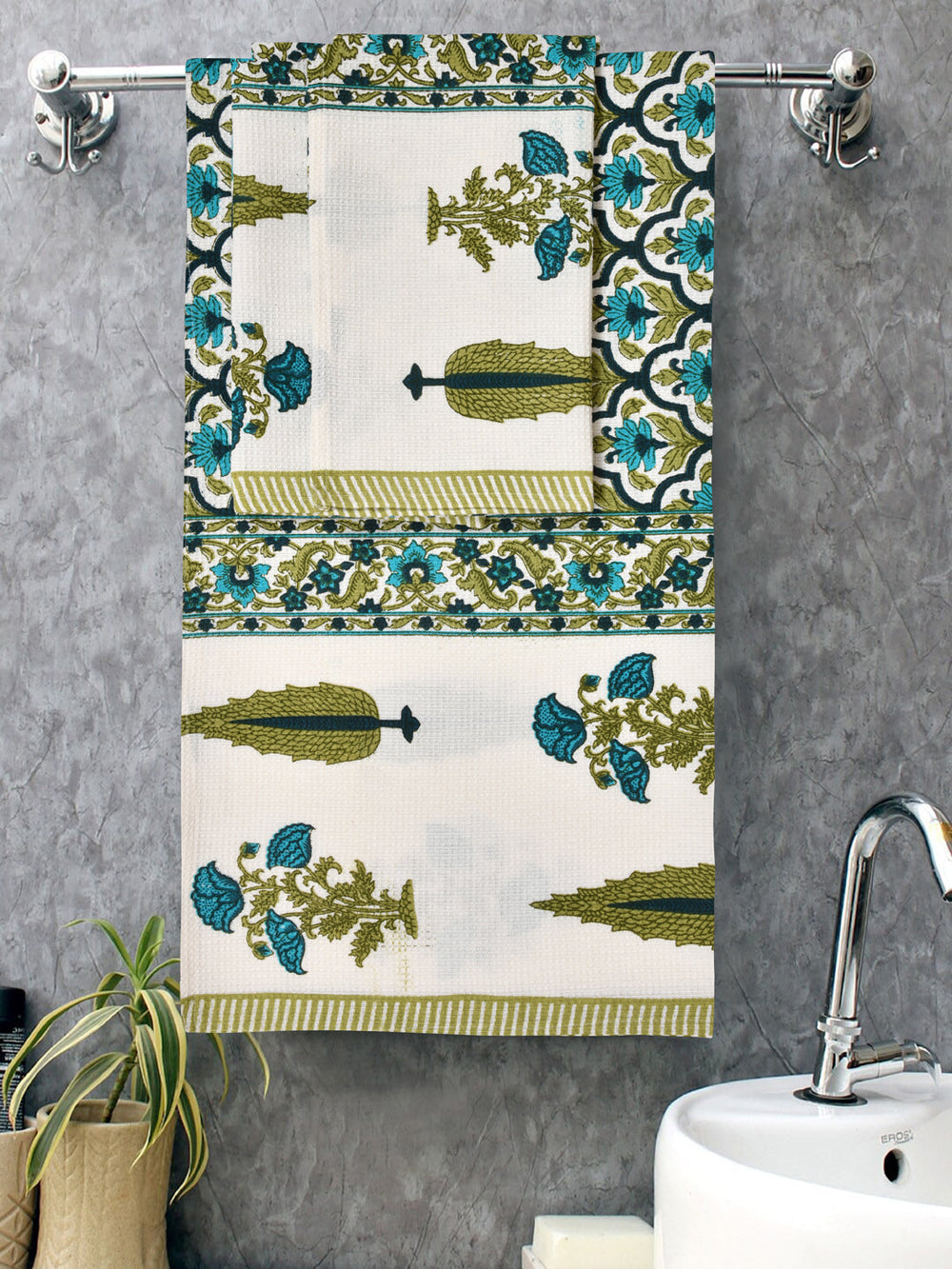 White-&-Green-Waffle-Cotton-HandBlock-Print-Towels-Gift-Set