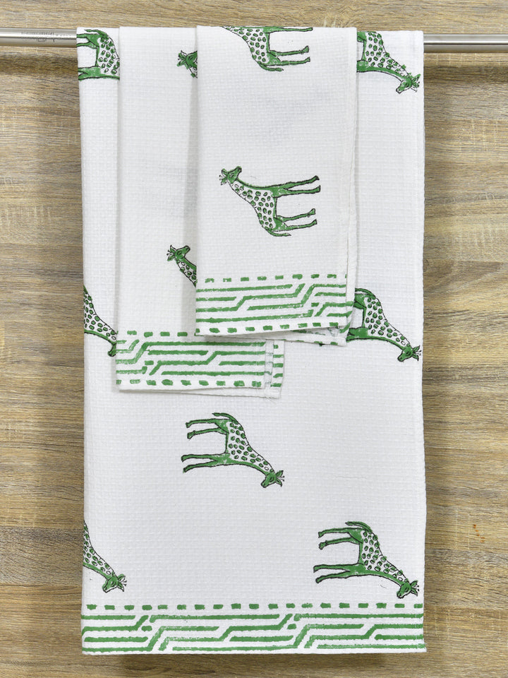 White-&-Green-Waffle-Cotton-Giraffe-Print-Towels-Gift-Set