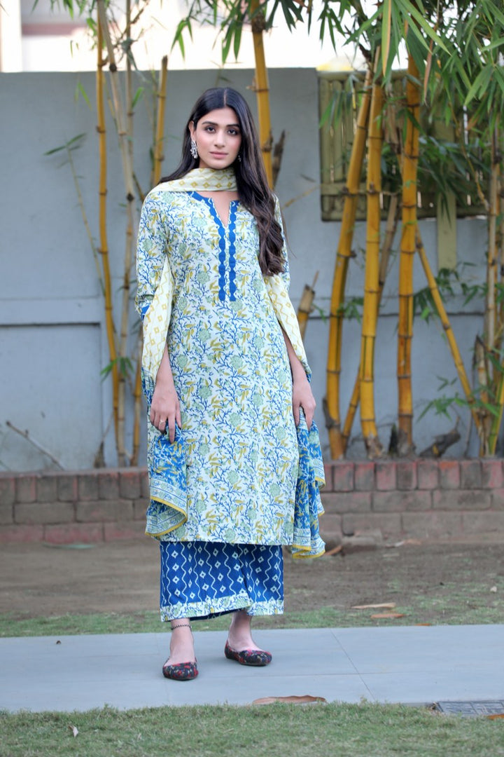 White-Silk-Blend-Embroidered-Straight-3-Piece-Kurta-Set