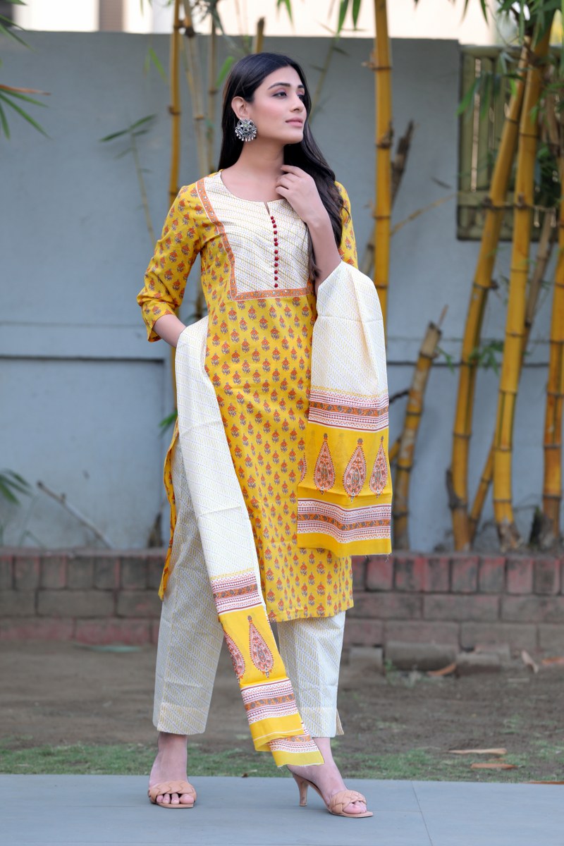Yellow-&-White-Cotton-Printed-Fancy-Kurta-&-Palazzo