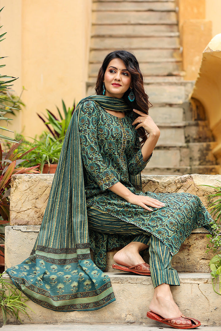 Green Rayon Blend Ethnic Motifs Suit Set