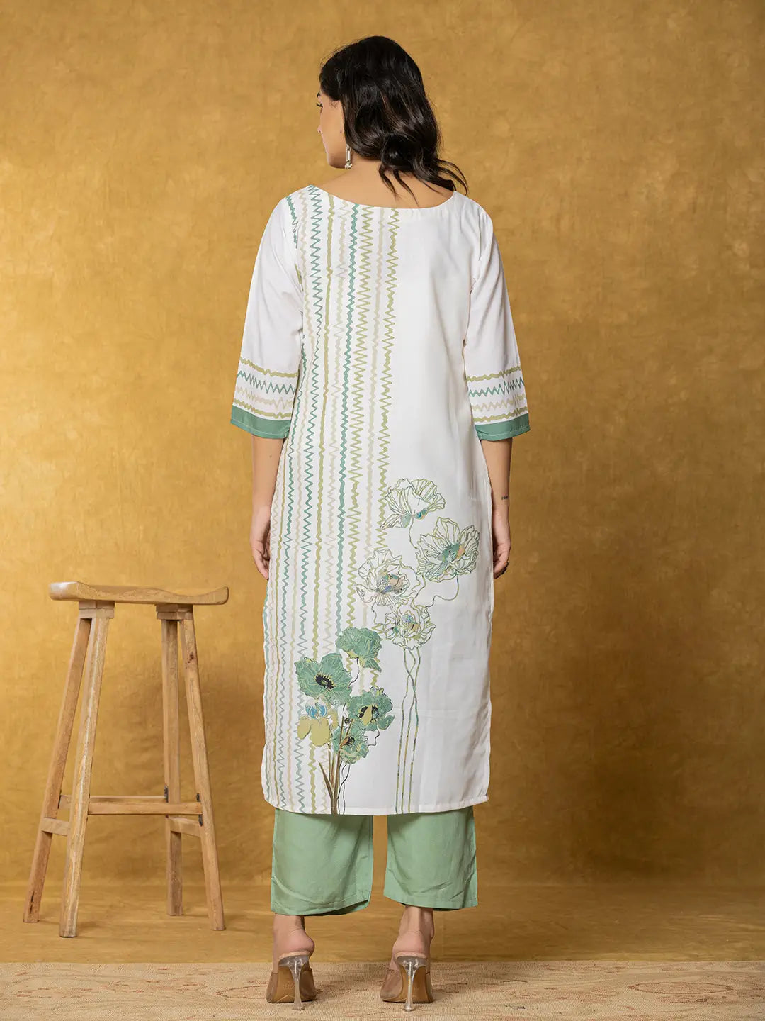 White-&-Green-Linen-Printed-3-Piece-Kurta-Set