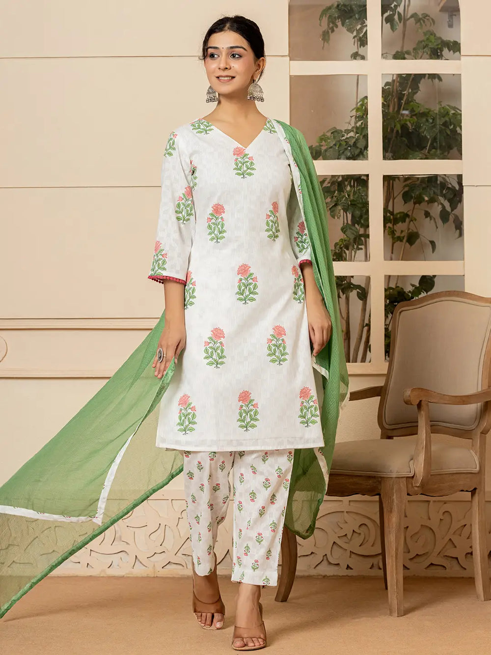 White-And-Red-Cotton-Floral-Printed-3-Piece-Kurta-Set