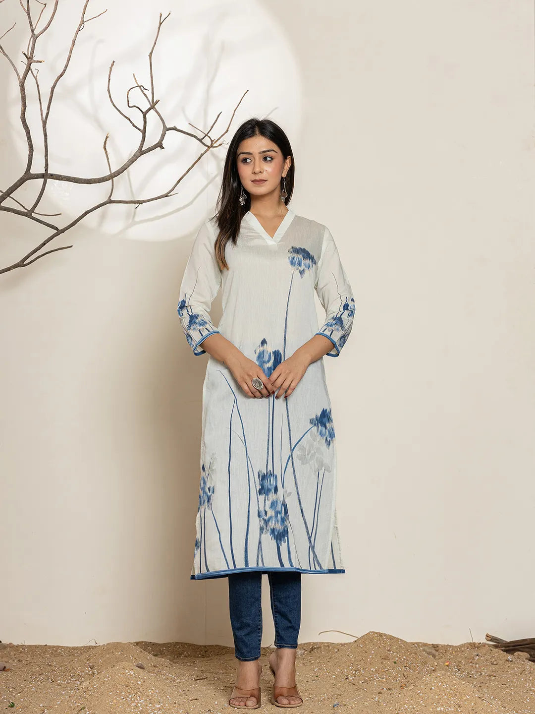 White-Silk-Blend-Floral-Digital-Print-Kurta