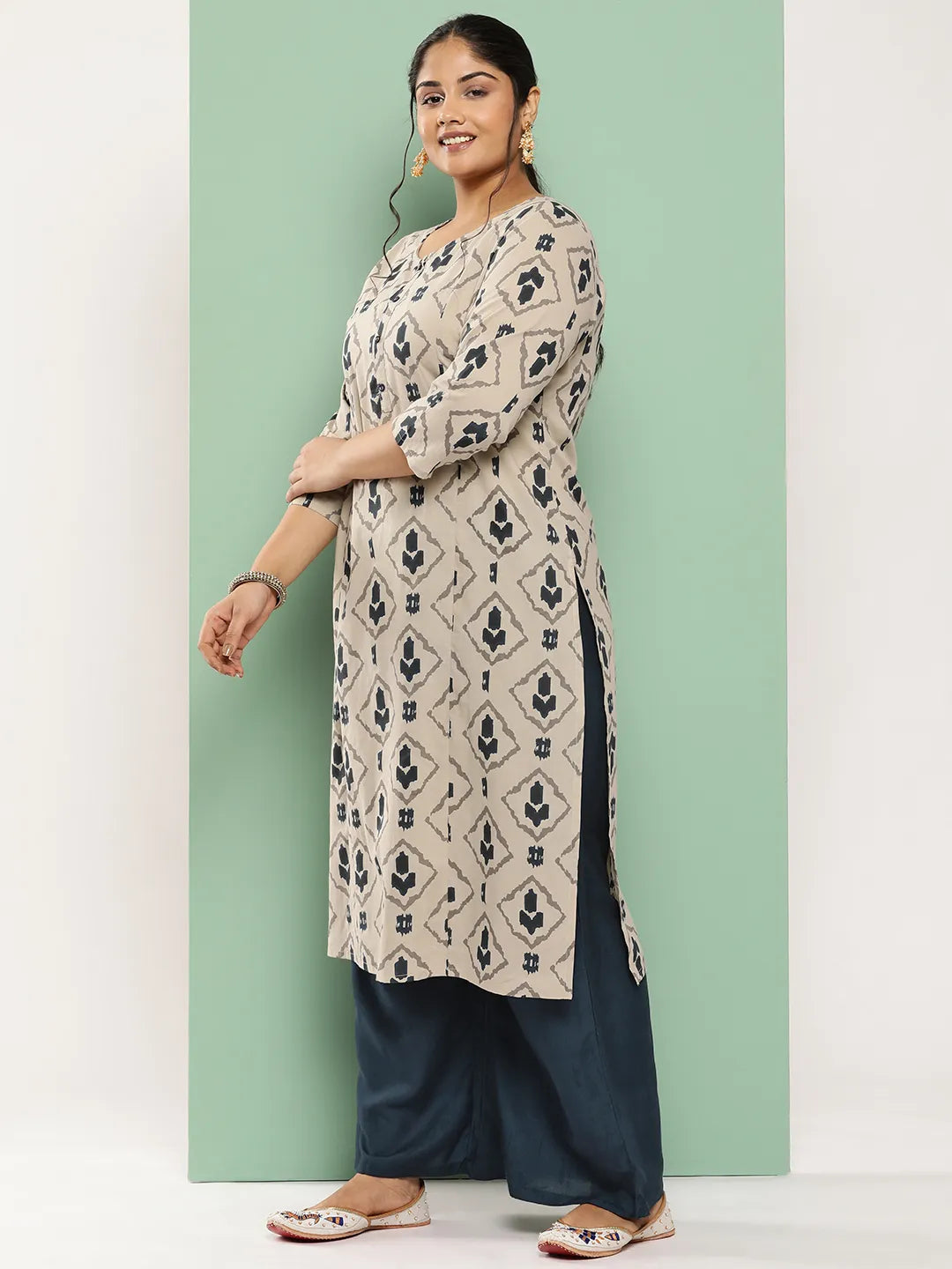 Beige-&-Navy-Blue-Pure-Cotton-Printed-Plus-Size-Kurta