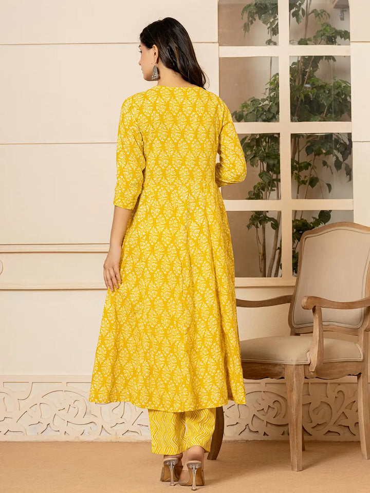 Yellow-Pure-Cotton-Ethnic-Motifs-Embroidered-Anarkali-Set