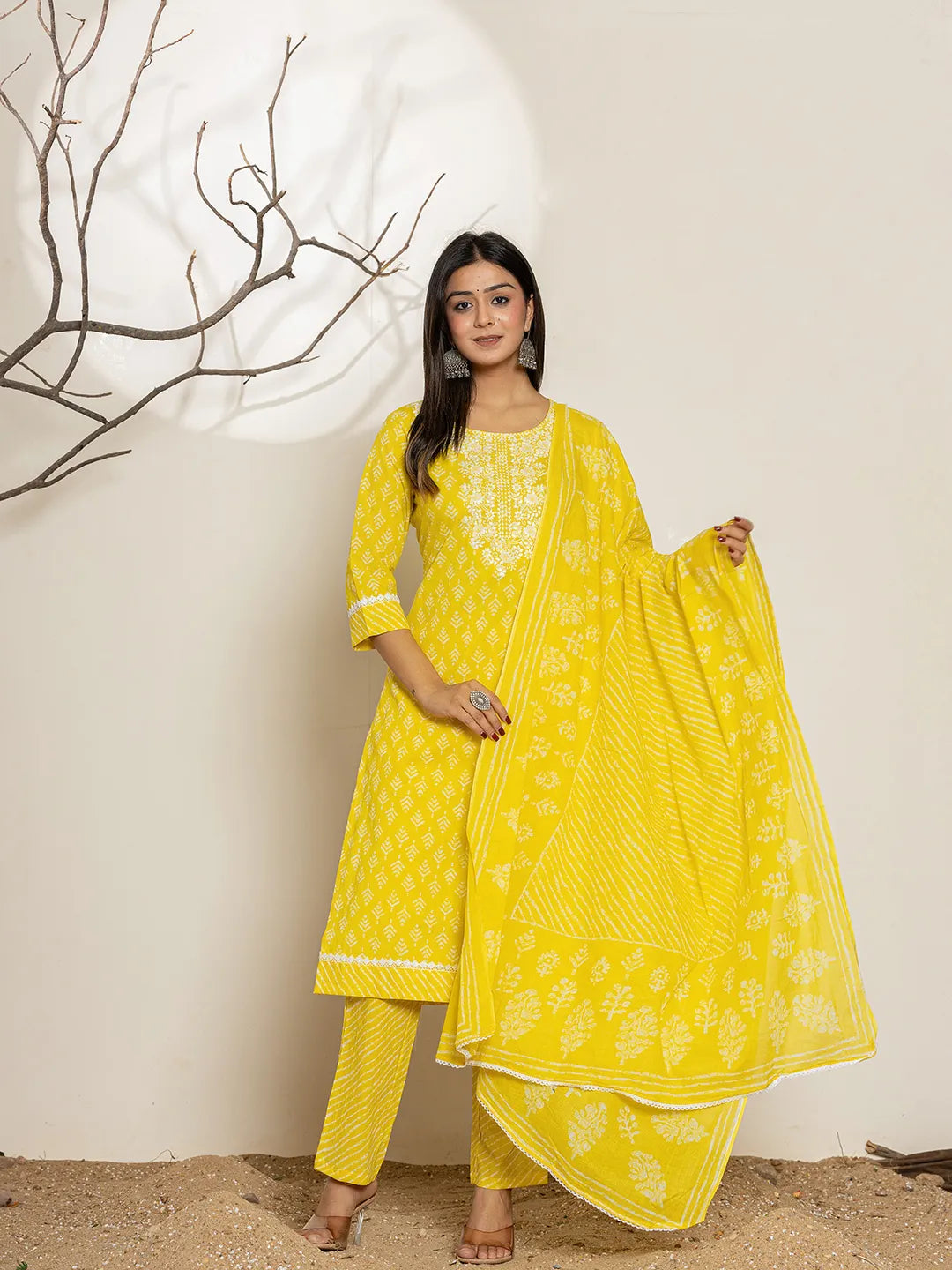 Yellow-Cotton-Ethnic-Motifs-Straight-3-Piece-Kurta-Set