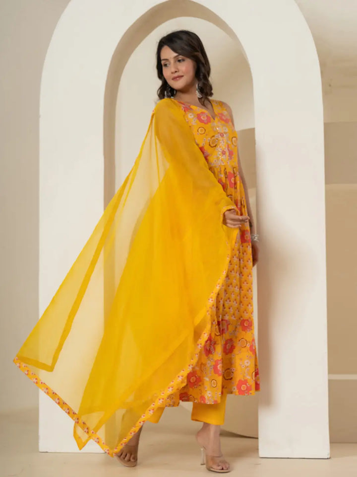 Yellow-Cotton-Fit-And-Flare-Tiered-3-Piece-Kurta-Set