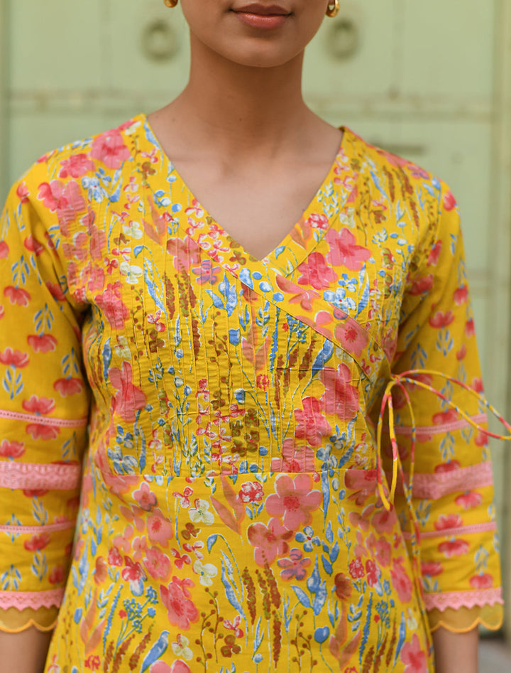 rangeelo-Floral-Printed-Regular-Pure-Cotton-Kurta-With-Trousers-&-Dupatta-RO196YELLOW