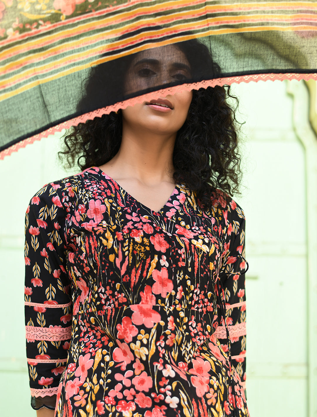 rangeelo-Floral-Printed-Regular-Pure-Cotton-Kurta-With-Trousers-&-Dupatta-RO196BLACK