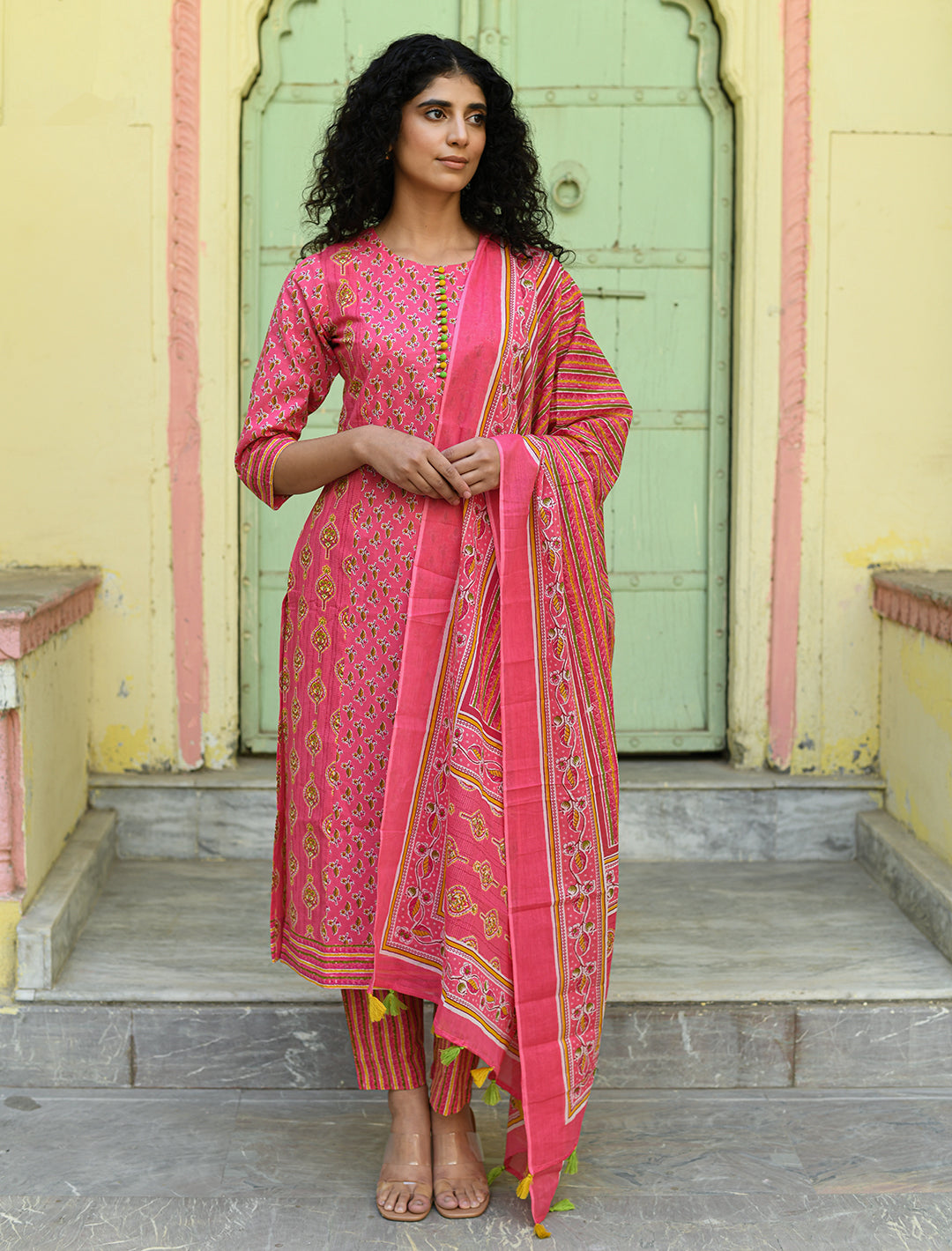 rangeelo-Floral-Printed-Regular-Pure-Cotton-Kurta-With-Trousers-&-Dupatta-RO194PINK