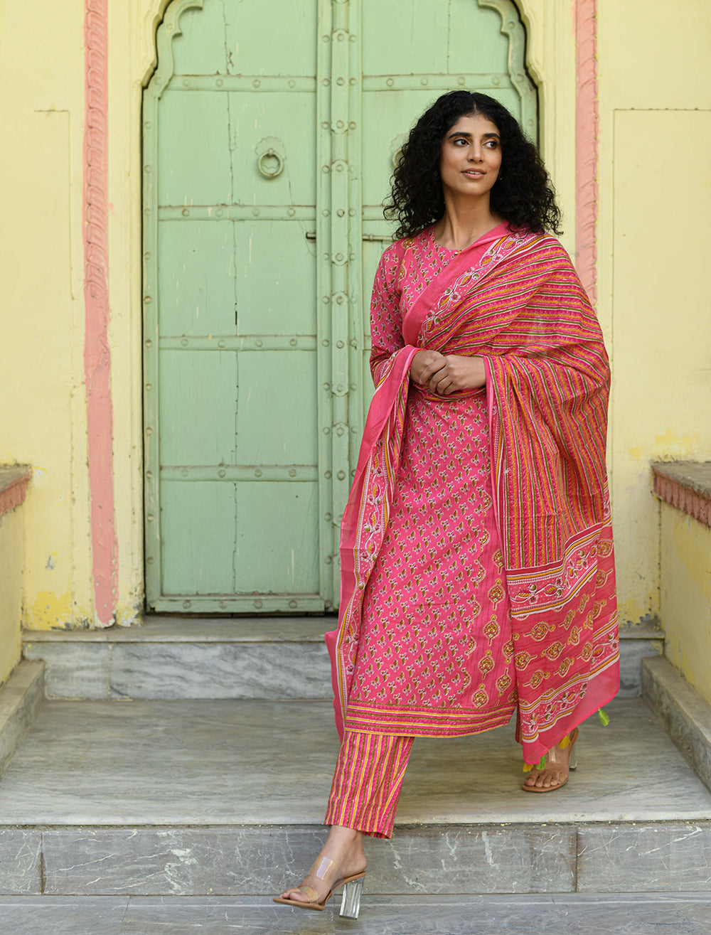 rangeelo-Floral-Printed-Regular-Pure-Cotton-Kurta-With-Trousers-&-Dupatta-RO194PINK