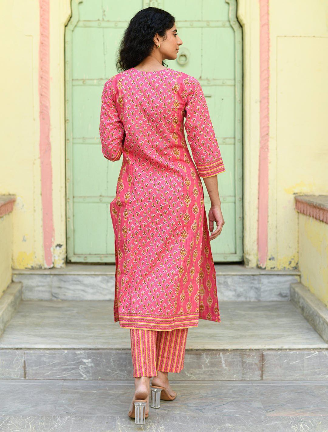 rangeelo-Floral-Printed-Regular-Pure-Cotton-Kurta-With-Trousers-&-Dupatta-RO194PINK