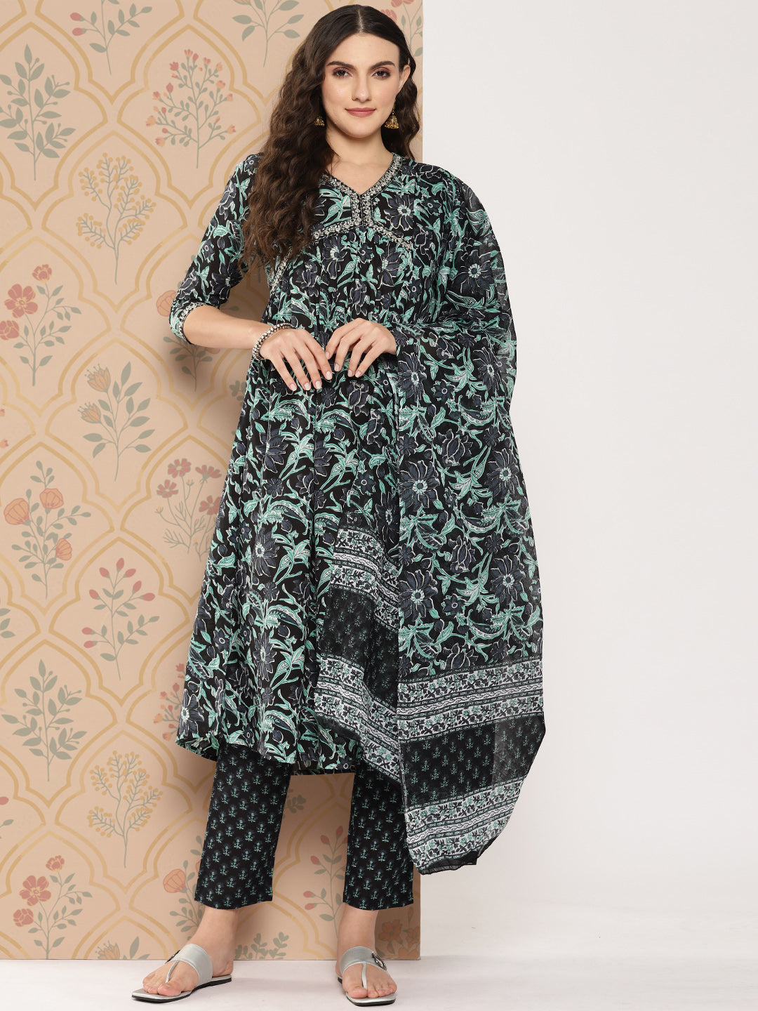 Black Floral Embroidered Pure Cotton Kurta With Trousers & With Dupatta