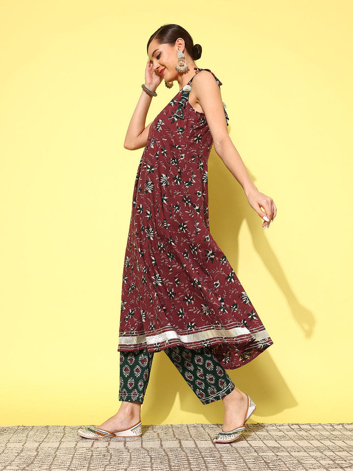 Maroon-Floral-Printed-Pleated-Pure-Cotton-Kurta-With-Trousers-&-Dupatta-1428SKDMR