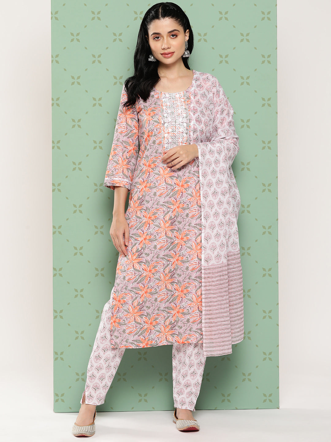Pink-Floral-Embroidered-Regular-Pure-Cotton-Kurta-With-Trousers-&-Dupatta-Set-1443SKDPK