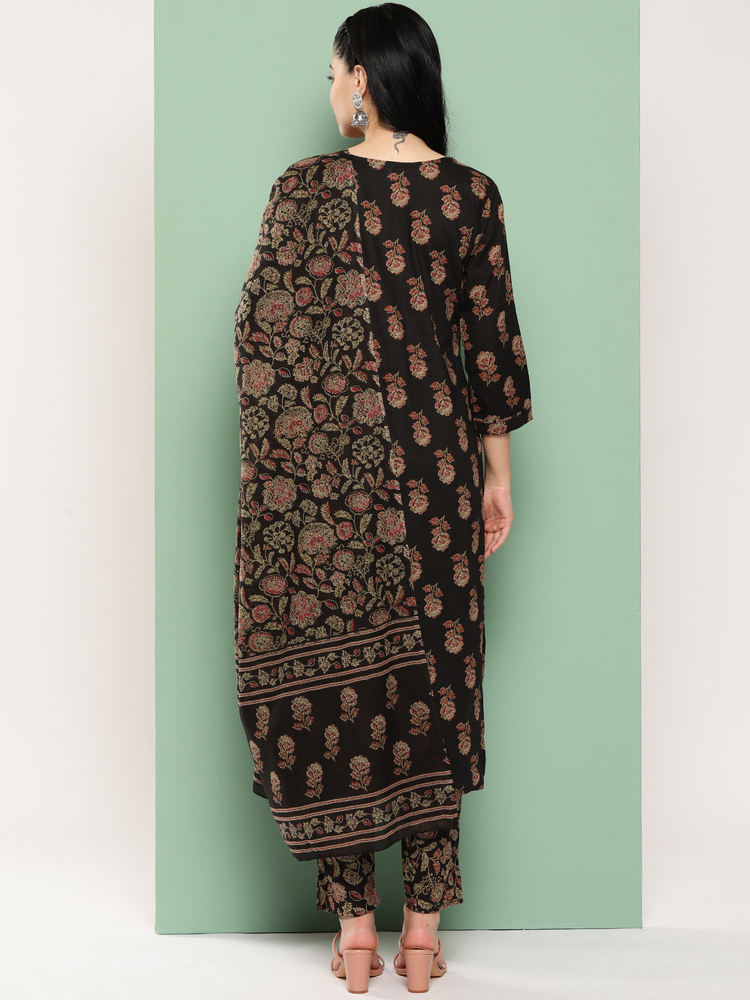 Brown-Floral-Embroidered-Gotta-Patti-Pure-Cotton-Kurta-With-Trousers-&-Dupatta-Set-1447SKDBR