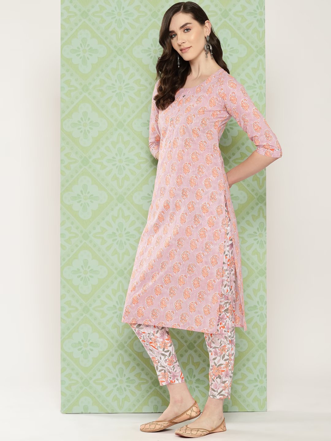 Mauve-Paisley-Printed-Pure-Cotton-Kurta-With-Trousers-&-Dupatta