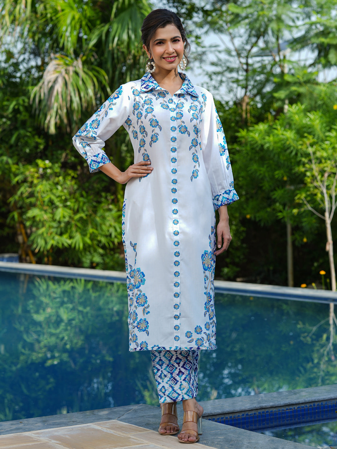 Floral-Printed-V-Neck-Puff-Sleeves-Pure-Cotton-Kurta-With-Trousers-1487CRDBL