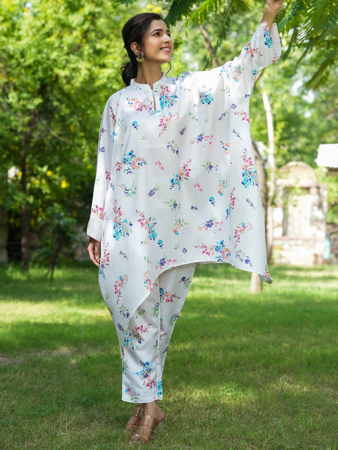 White Floral Print Kaftan Kurta With Trousers Co-Ords