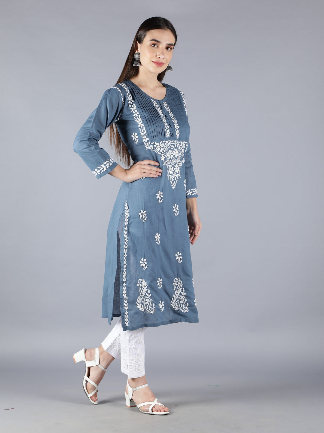 Embroidered Chikankari Grey Cotton Kurta
