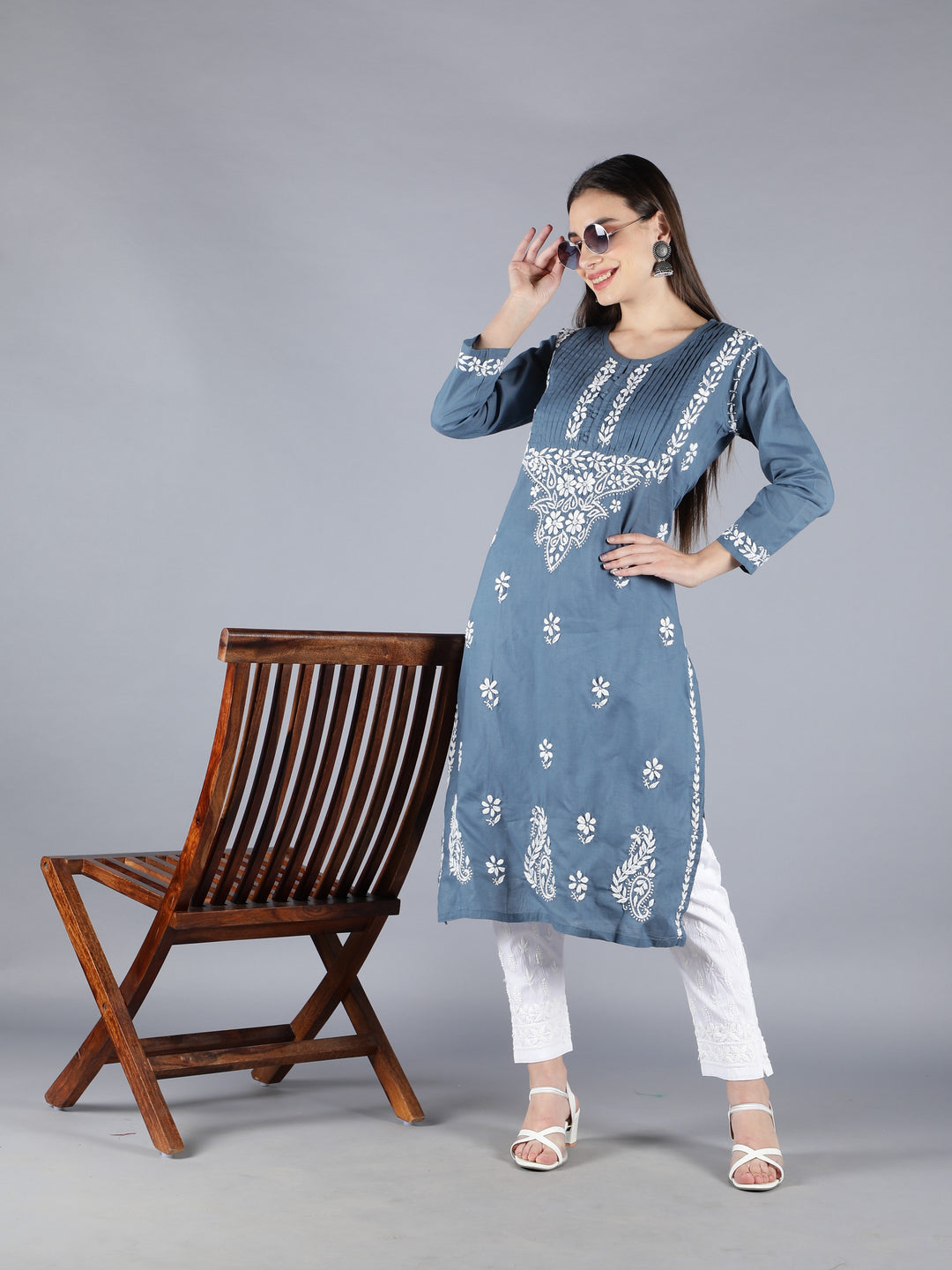 Embroidered Chikankari Grey Cotton Kurta