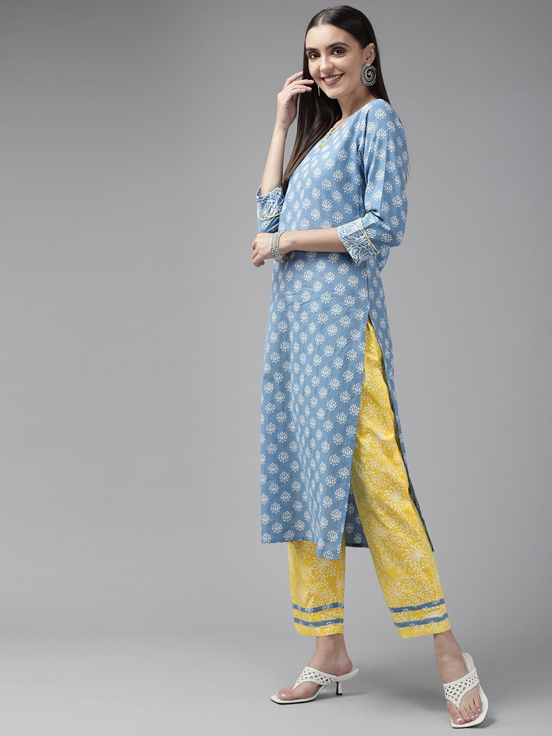 Blue-&-Yellow-Ethnic-Printed-Dupatta-Set-9424SKDBL