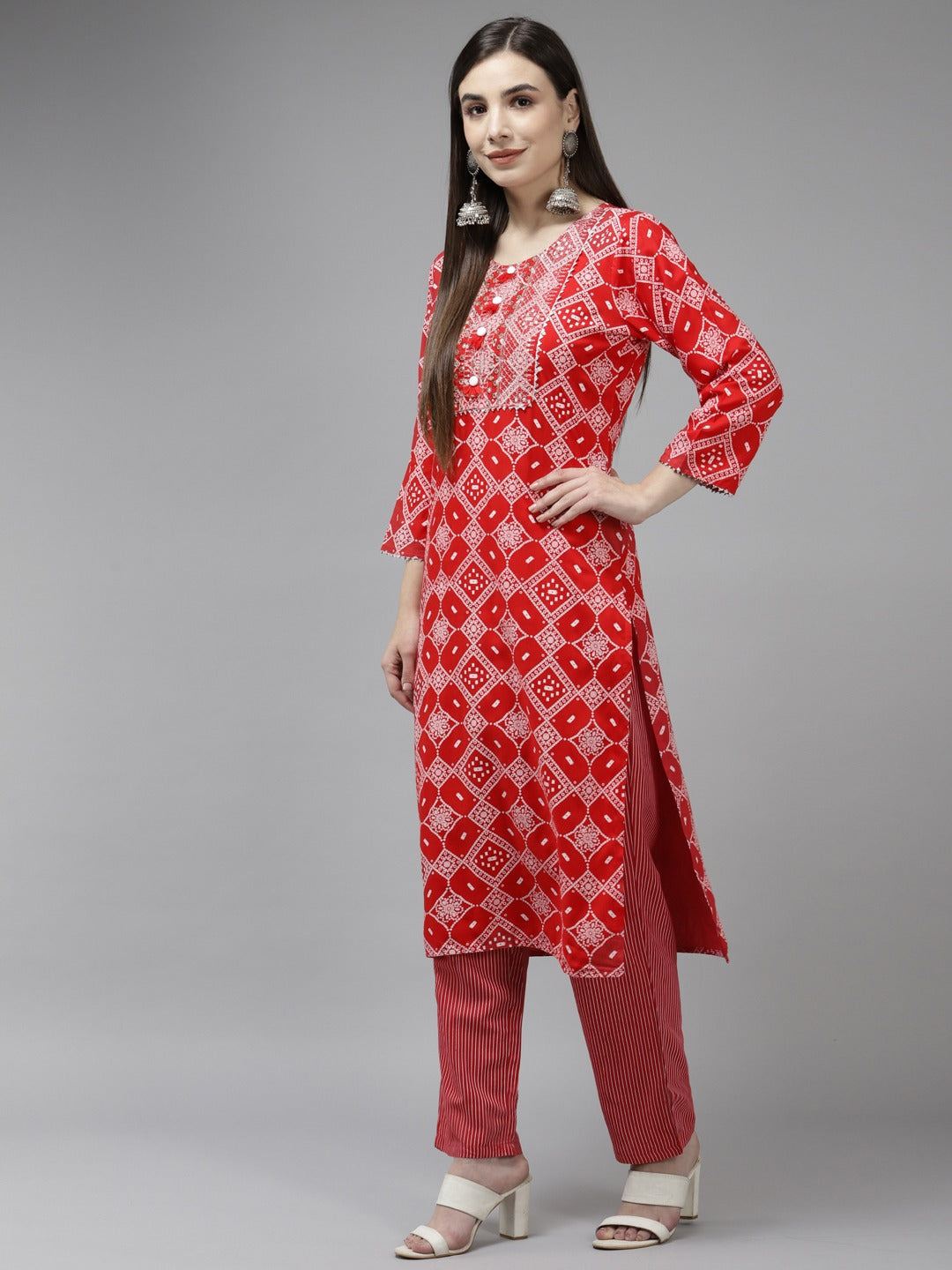 Red-Embroidered-Viscose-Rayon-Kurta-Set