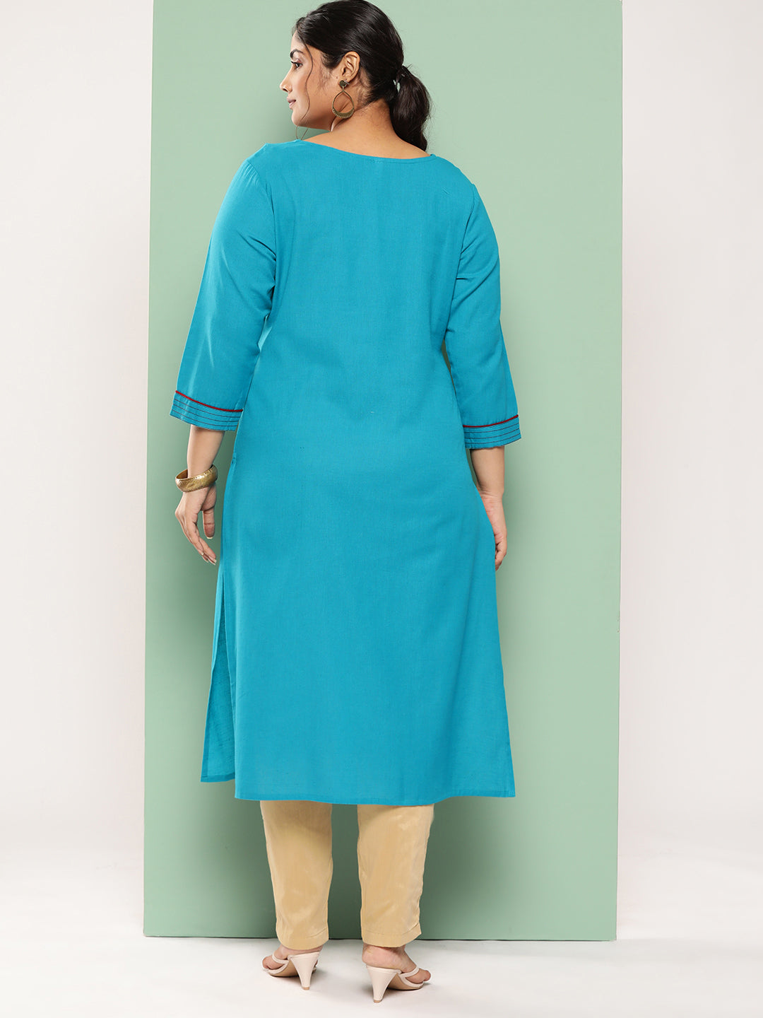 Geometric Embroidered Kurta