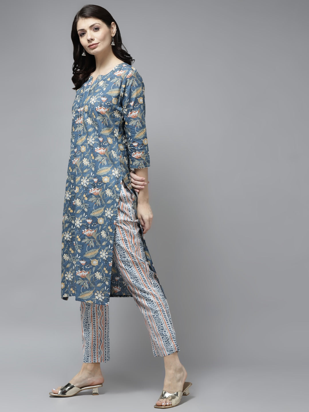 Navy Blue Ethnic Motifs Printed Dupatta Set