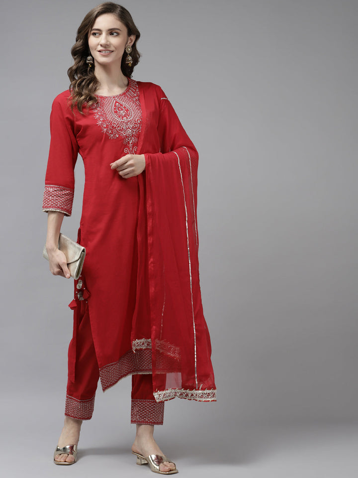 Red-Ethnic-Motifs-Cotton-Kurta-Set