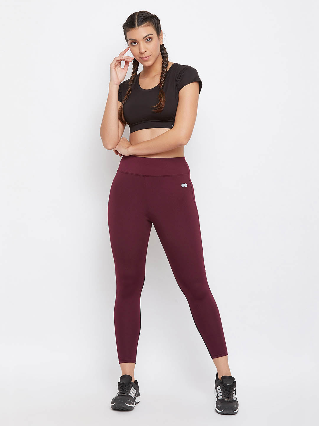 Active Ankle Length Tights In Maroon