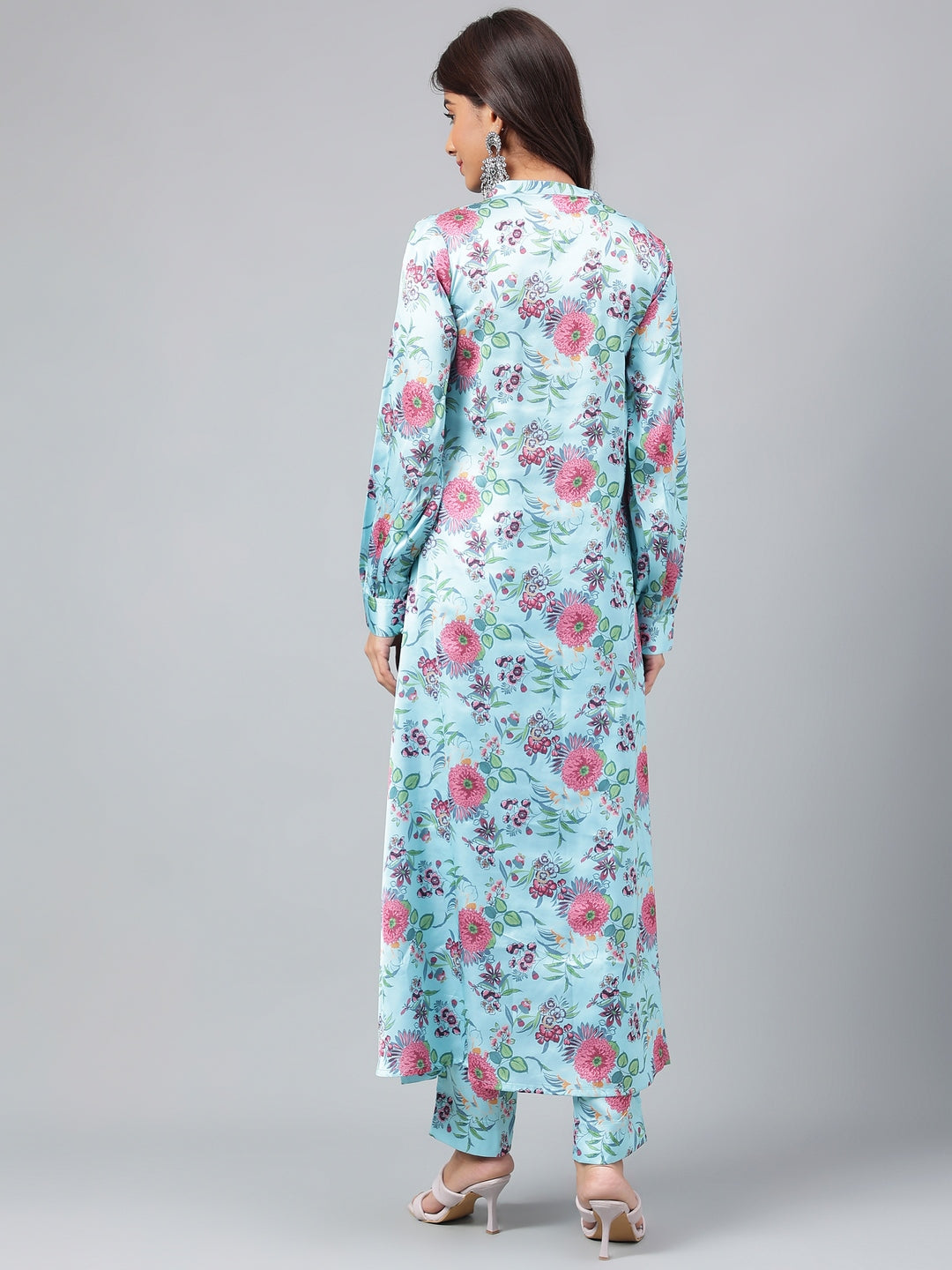 ZERESOUQ-Aqua-Blue-Satin-Digital-Floral-Printed-Kurta-Set