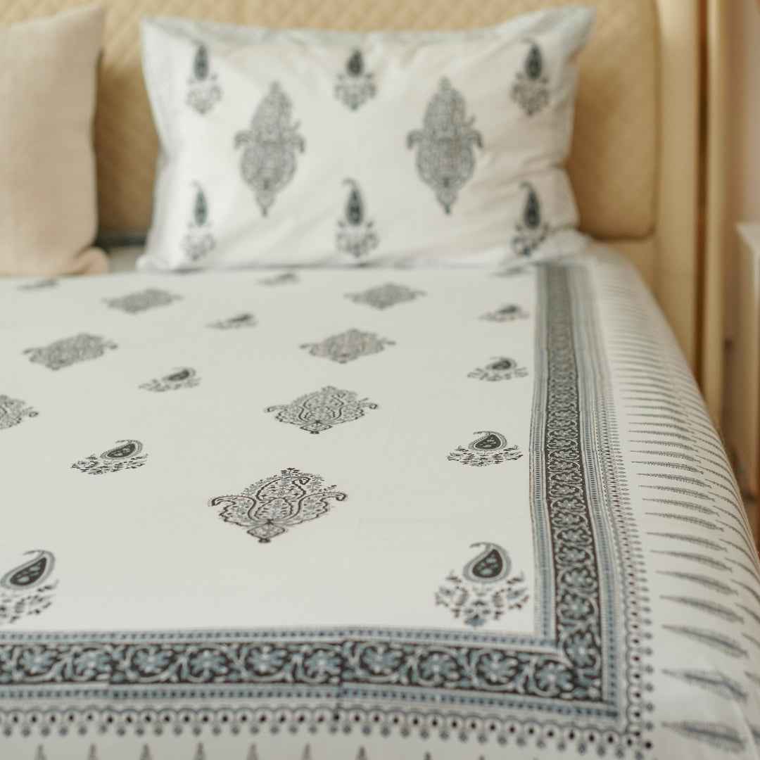 White & Black Mughal Paisley Hand Block Printed Bedsheet Set (Double)