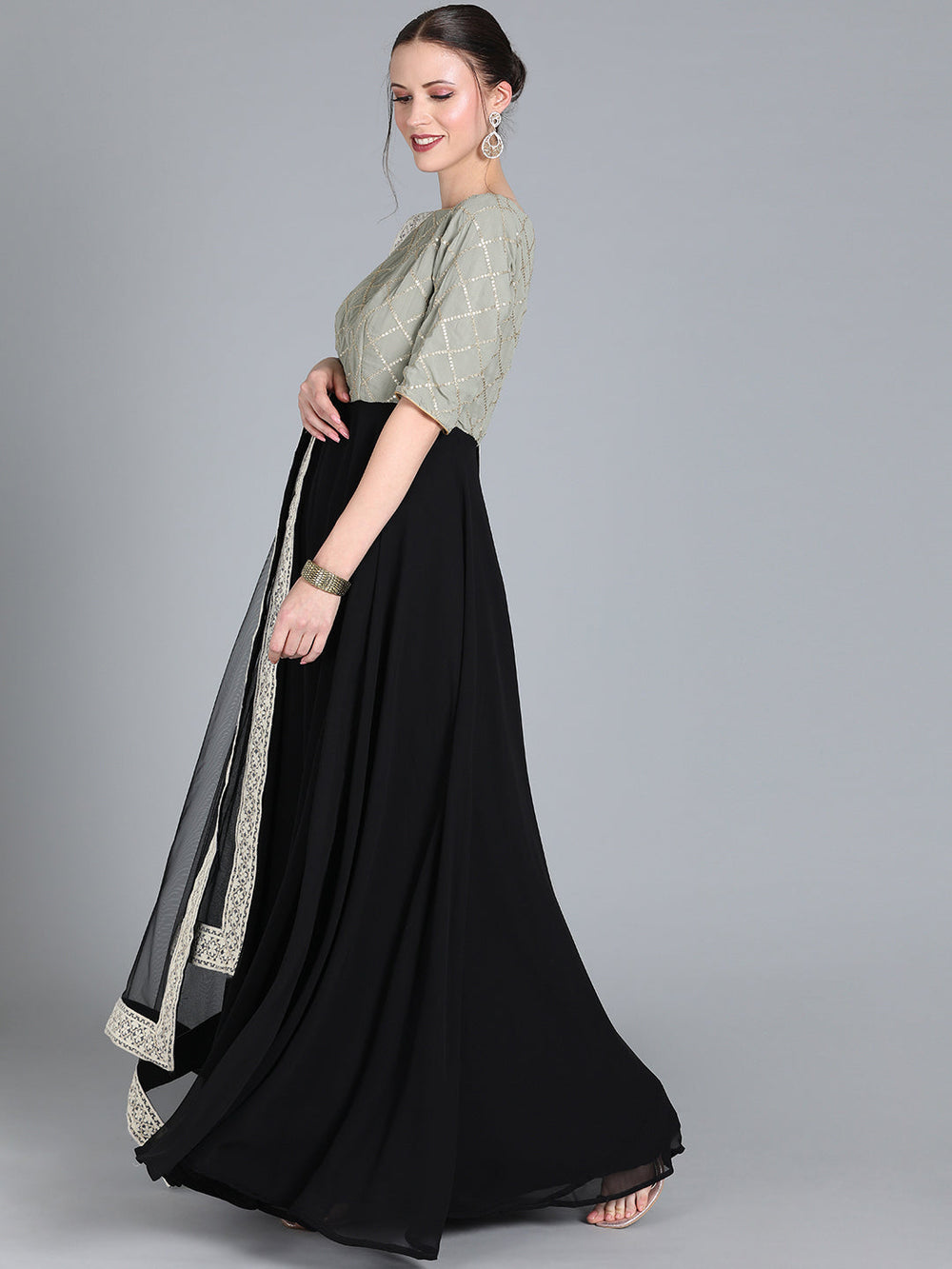 Black-And-Grey-Full-Length-Anarkali