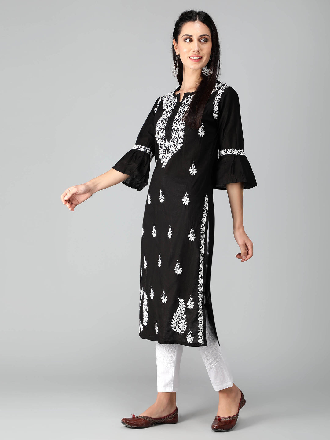 Black-Cotton-Chikan-Kurta-in-White-Threadwork